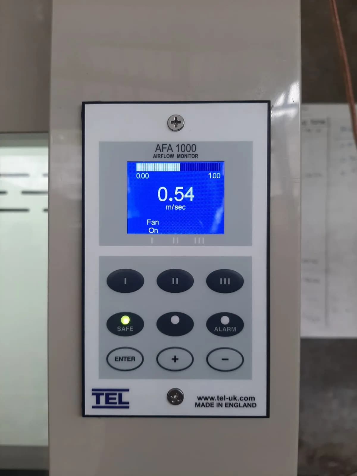 [Fume Hood Lemari Asam tampak depan] - Foto 7