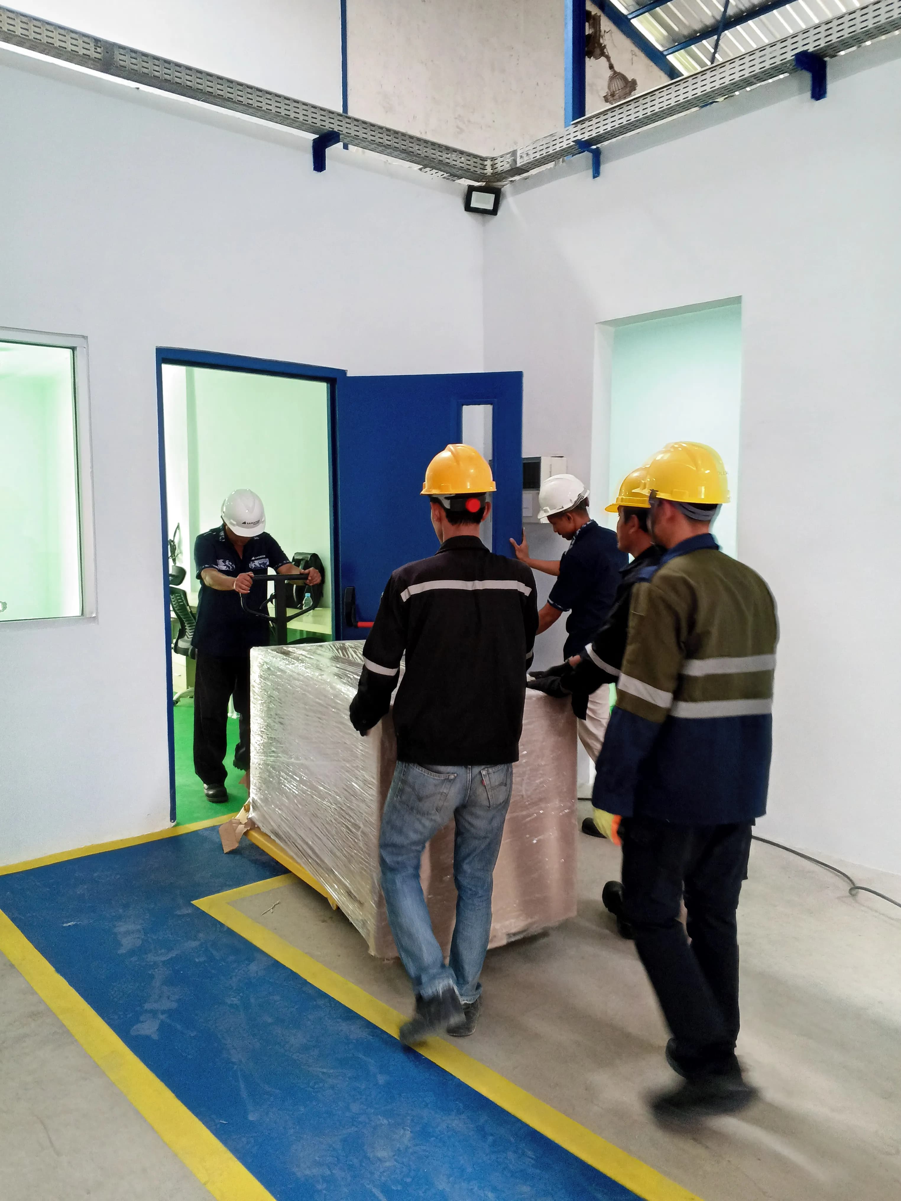 [Workshop produksi Fume Hood (Lemari Asam) di Bogor] - Foto 7